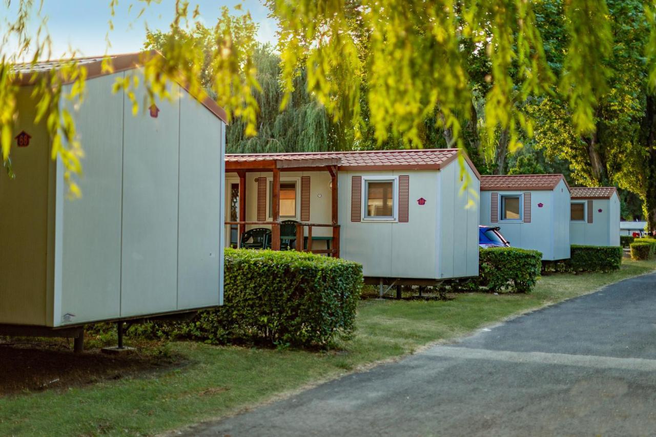Balatontourist Fuered Camping & Bungalows Balatonfüred Extérieur photo